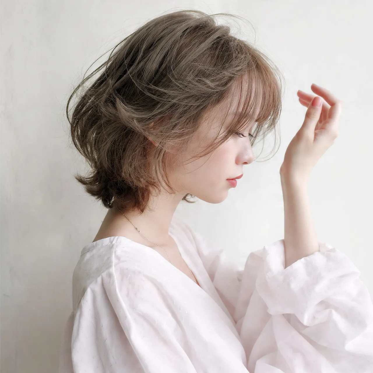 Airy Medium Shag Hair Ideas