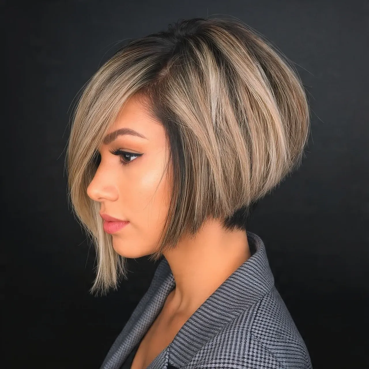 Messy Bob with Side Part Ideas