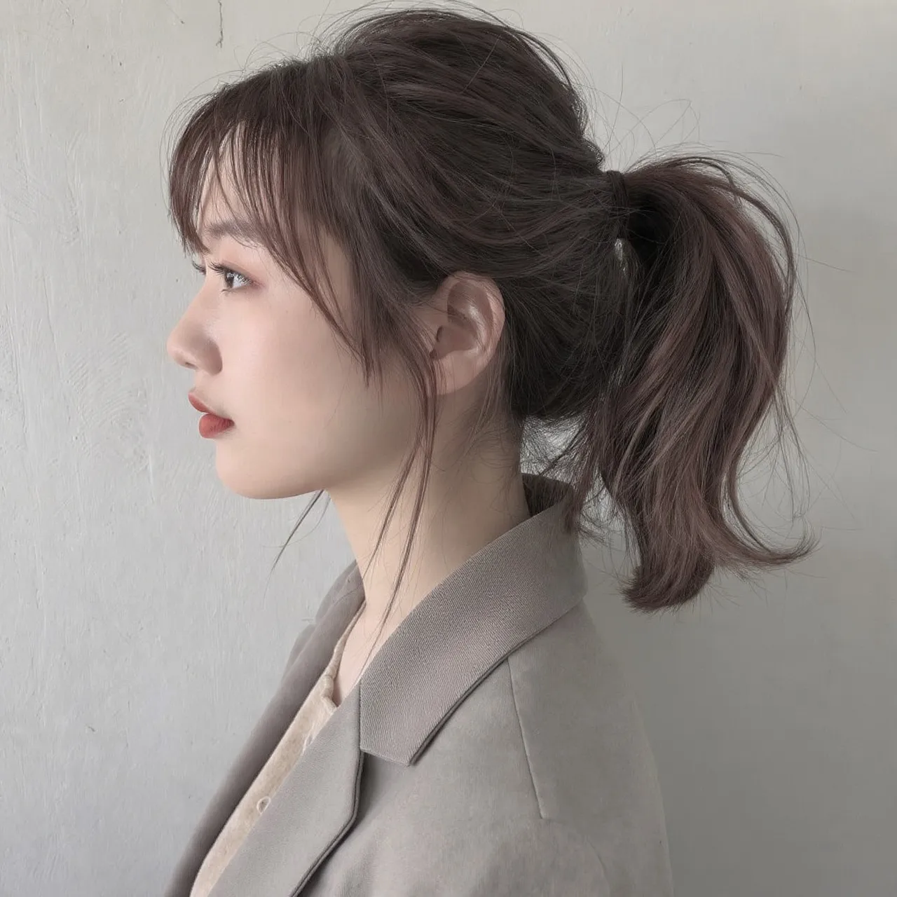 25 Messy Ponytail Hairstyles Ideas for Effortless Beauty and Style 8 Messy Ponytail for Medium Hair Ideas